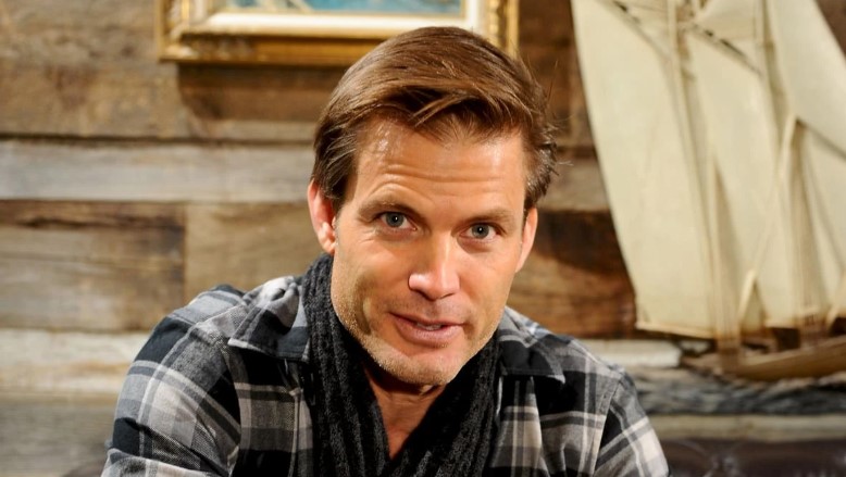 Casper Van Dien