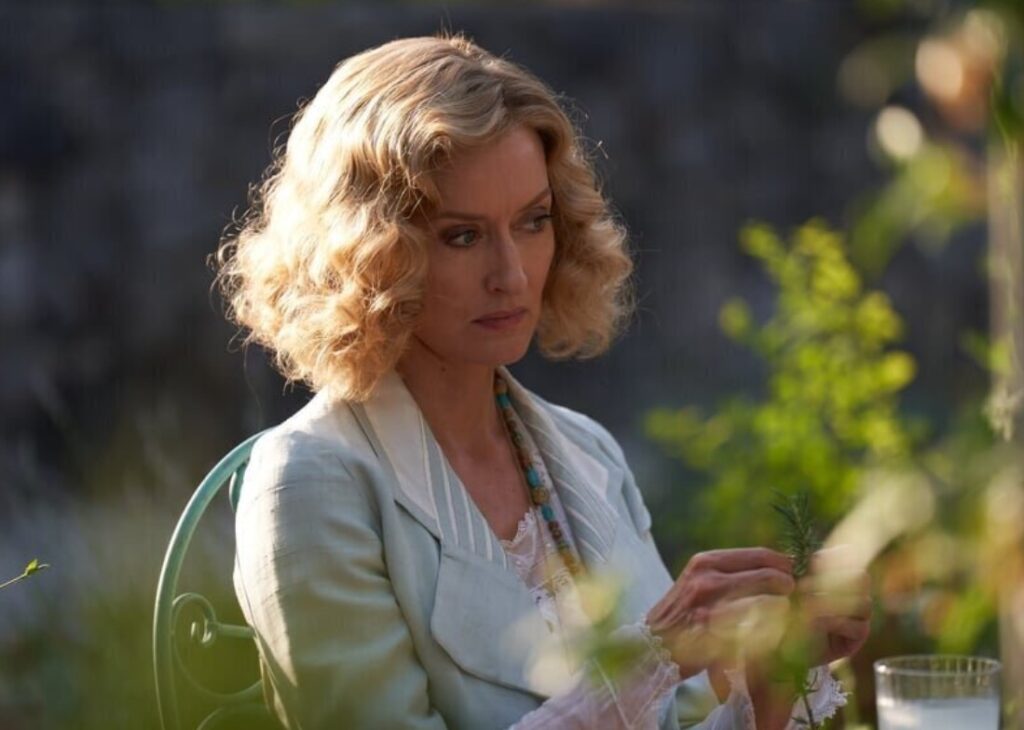 Natascha McElhone