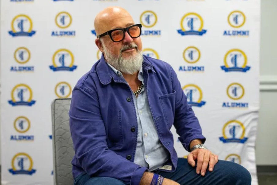Andrew Zimmern